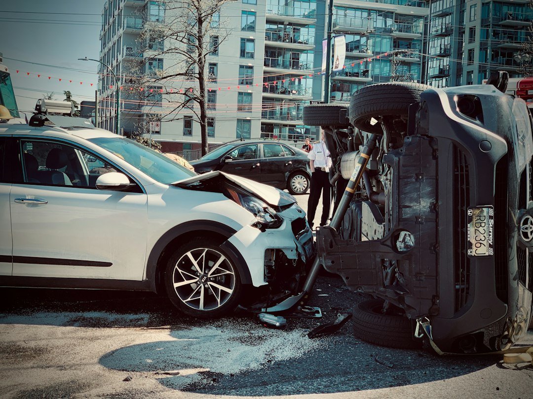 شركة التأمين تطالبك بمبلغ بعد الحادث؟ حالات حق الرجوع والمهلة في السعودية